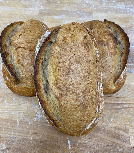 [1662] Pan de la Casa de Masa Madre (cortado)